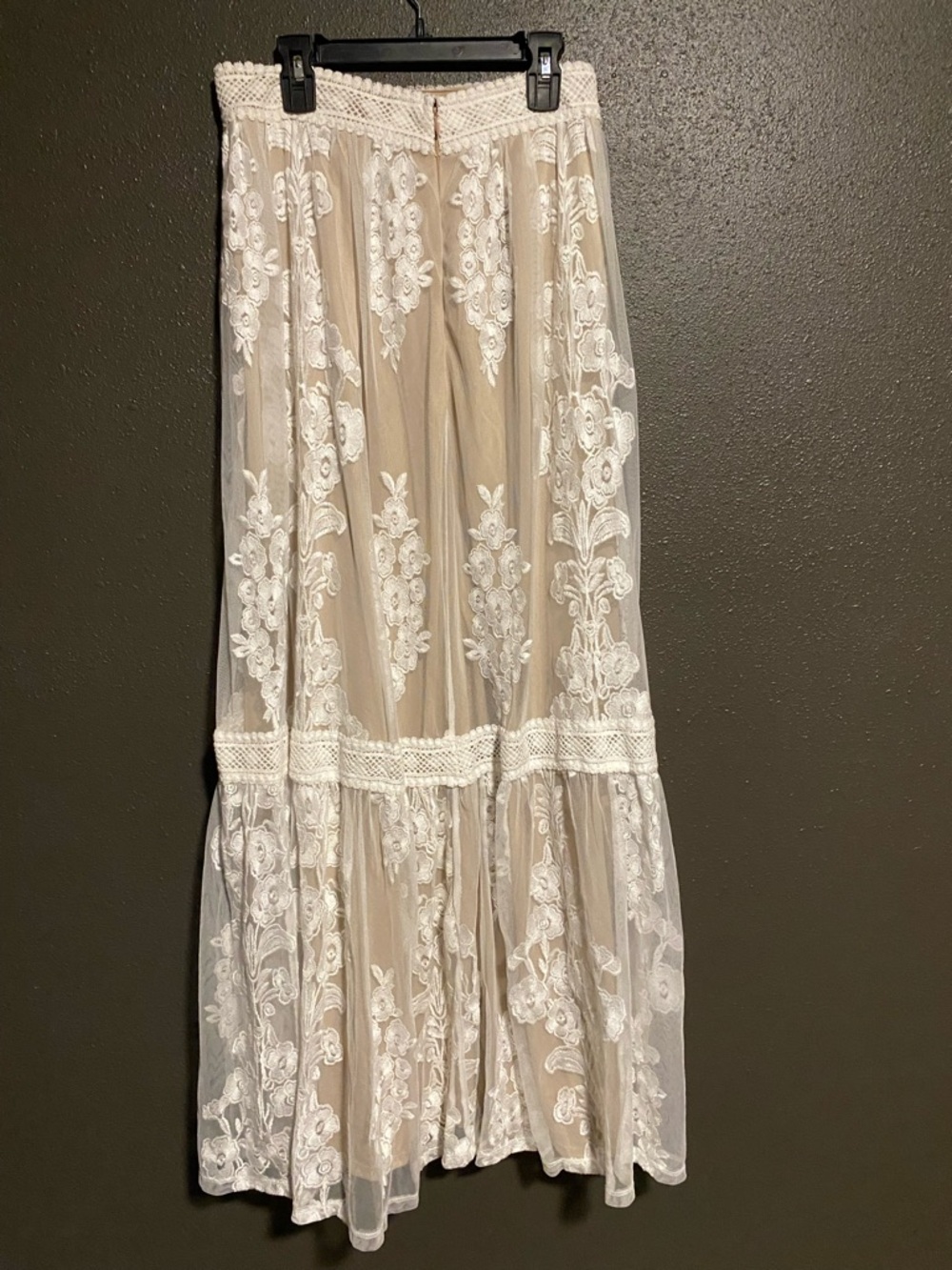 Arissa Floral Embroidered Maxi Skirt Set A-28 - Picture 13 of 15
